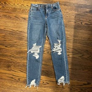 American Eagle High Rise Mom Jean